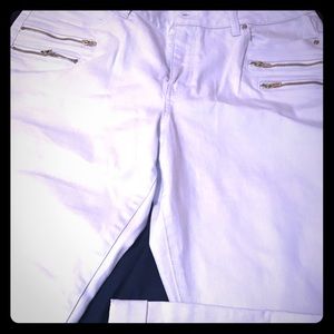 Jennifer Lopez White Denim Capri size 16